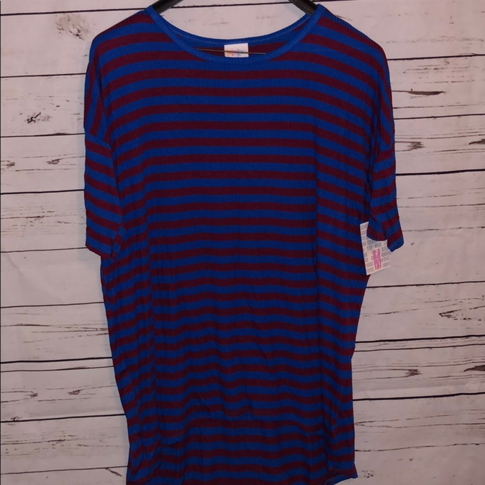 NWT Irma by Lularoe size Medium